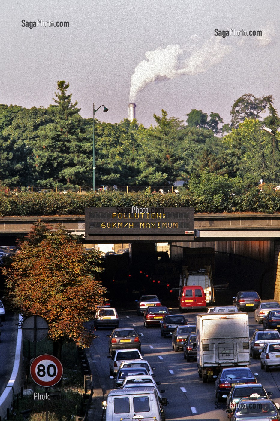 Photo De Embouteillage Sur Le Peripherique Parisien Affichage De La