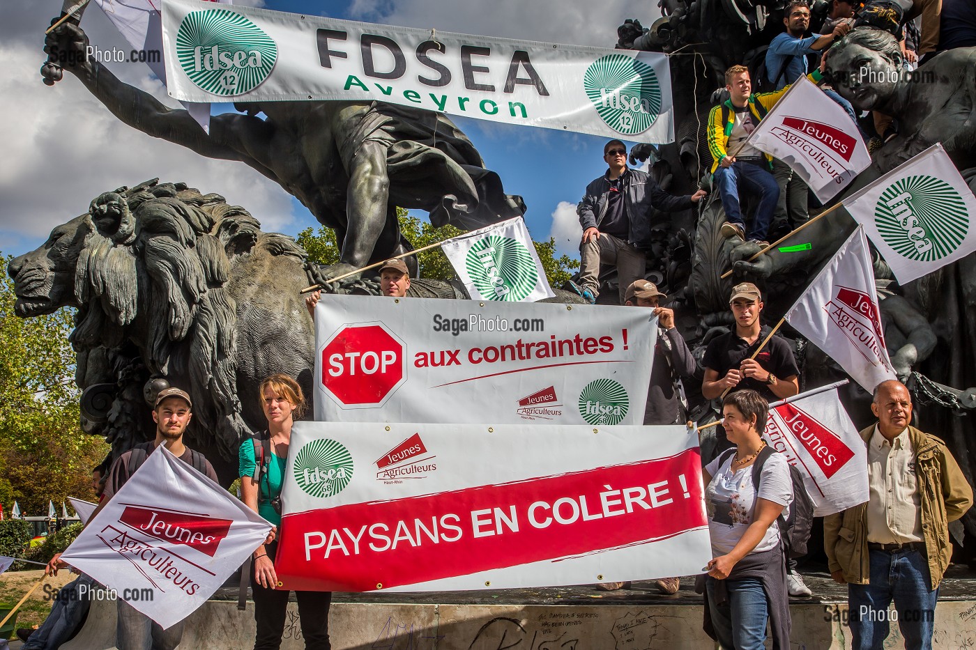 Photo De MANIFESTATION AGRICULTEURS A PARIS