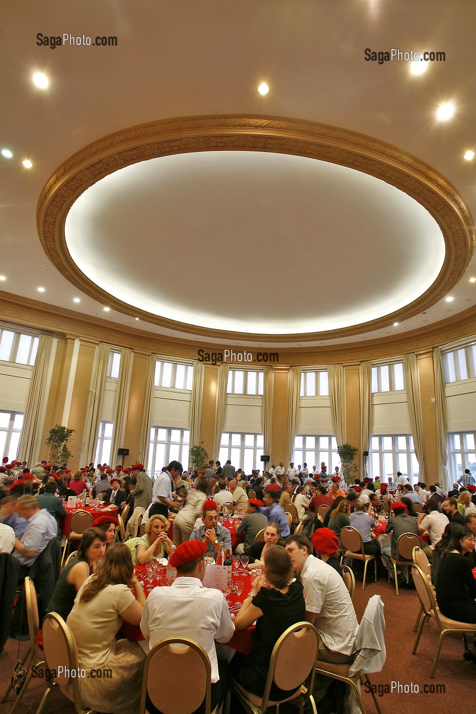 SALLE DE LA ROTONDE, ESPACE BELLEVUE, ARCHITECTURE SECOND EMPIRE, BIARRITZ, PYRENEES ATLANTIQUES, (64), FRANCE, PAYS BASQUE, COTE BASQUE 