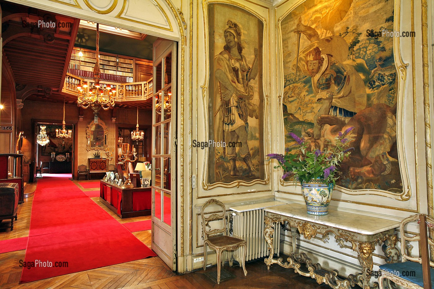 INTERIEUR CHATEAU D'ARCANGUES, ARCANGUES, PAYS BASQUE, COTE BASQUE, PYRENEES-ATLANTIQUE (64), FRANCE 