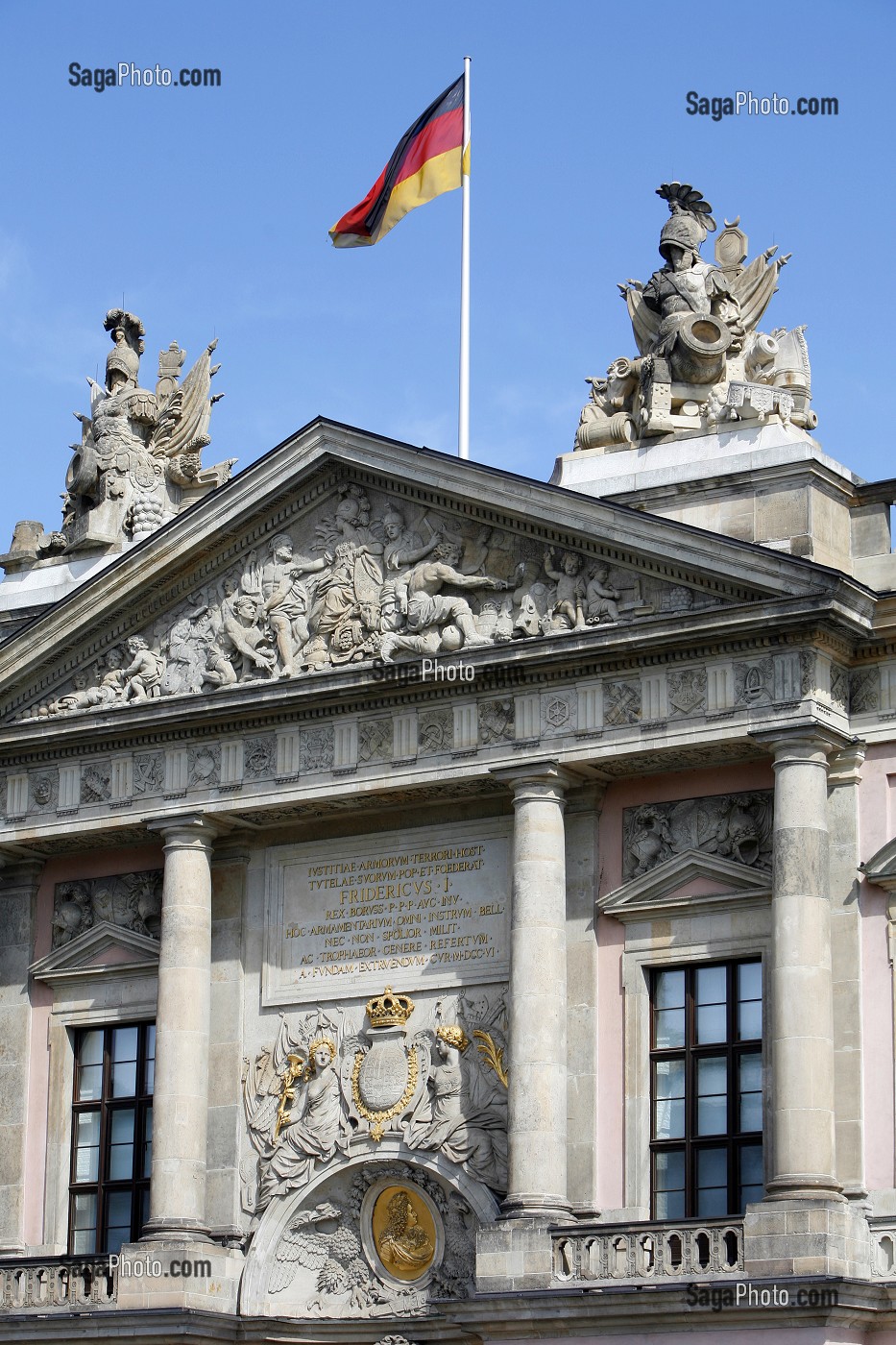 FACADE DU MUSEE DE L'HISTOIRE ALLEMANDE, DEUTSCHES HISTORISCHES MUSEUM, ZEUGHAUS, BERLIN, ALLEMAGNE 