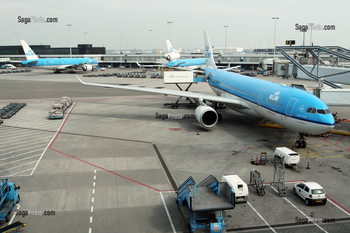 AVIONS DE LA COMPAGNIE AERIENNE AIR FRANCE-KLM A L'AEROPORT D'AMSTERDAM SCHIPOL, TRANSPORT AERIEN, AMSTERDAM, PAYS-BAS 