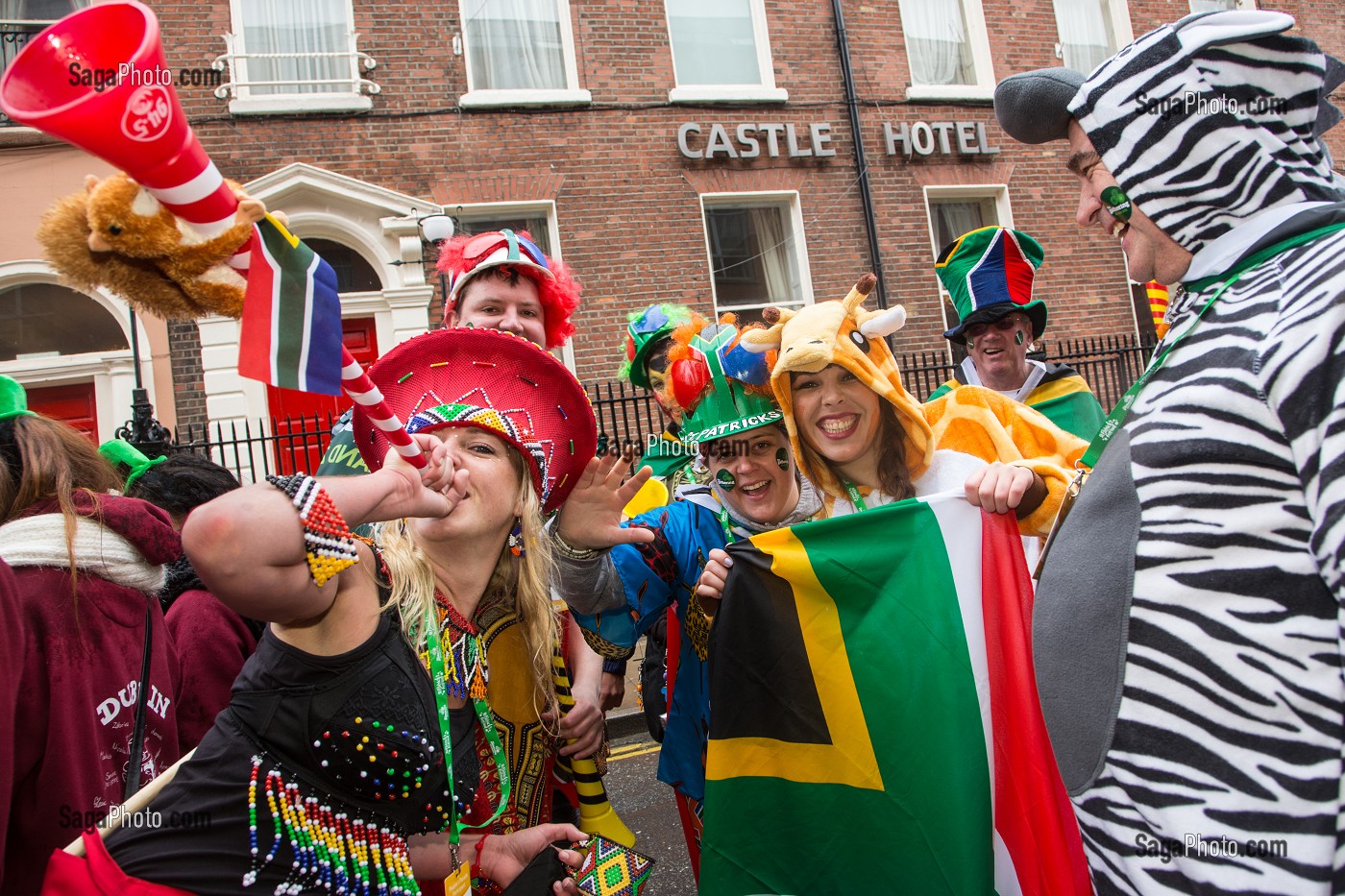 PORTRAITS DE PARTICIPANTS A LA PARADE DE LA FETE DE LA SAINT-PATRICK, SAINT PATRICK’S DAY, DUBLIN, IRLANDE 