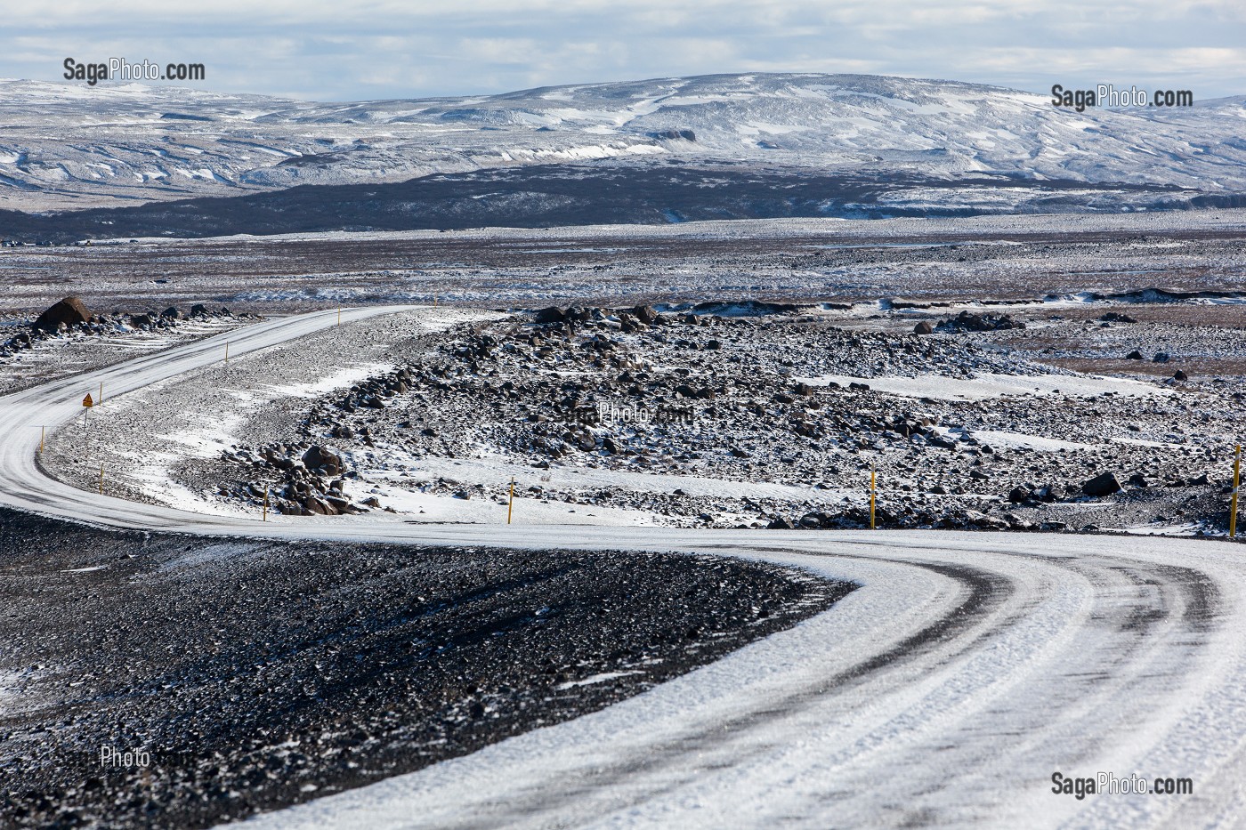 PISTES ET ROUTES, TRANSPORT ROUTIER EN ISLANDE, EUROPE 