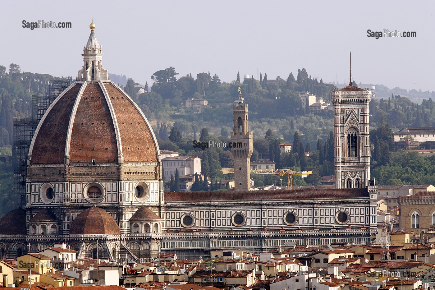 LE CAMPANILE ET LE DOME DU DUOMO, CATHEDRALE SANTA MARIA DEL FIORE, FLORENCE, TOSCANE, ITALIE 