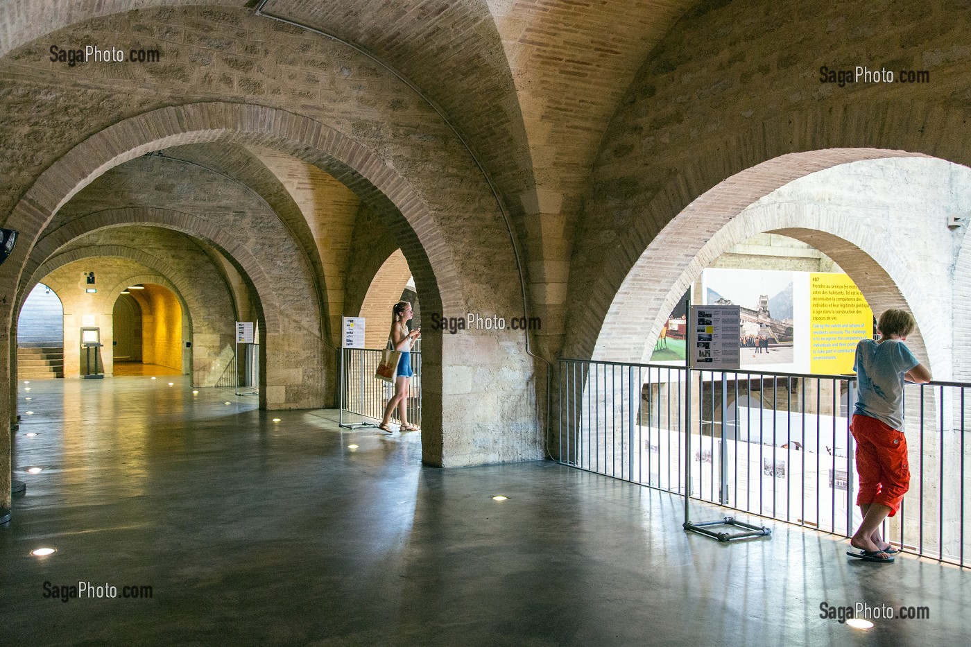 CAPC, MUSEE D'ART CONTEMPORAIN DANS UN ANCIEN ENTREPOT DE DENREES COLONIALES, VILLE DE BORDEAUX, GIRONDE (33), FRANCE 