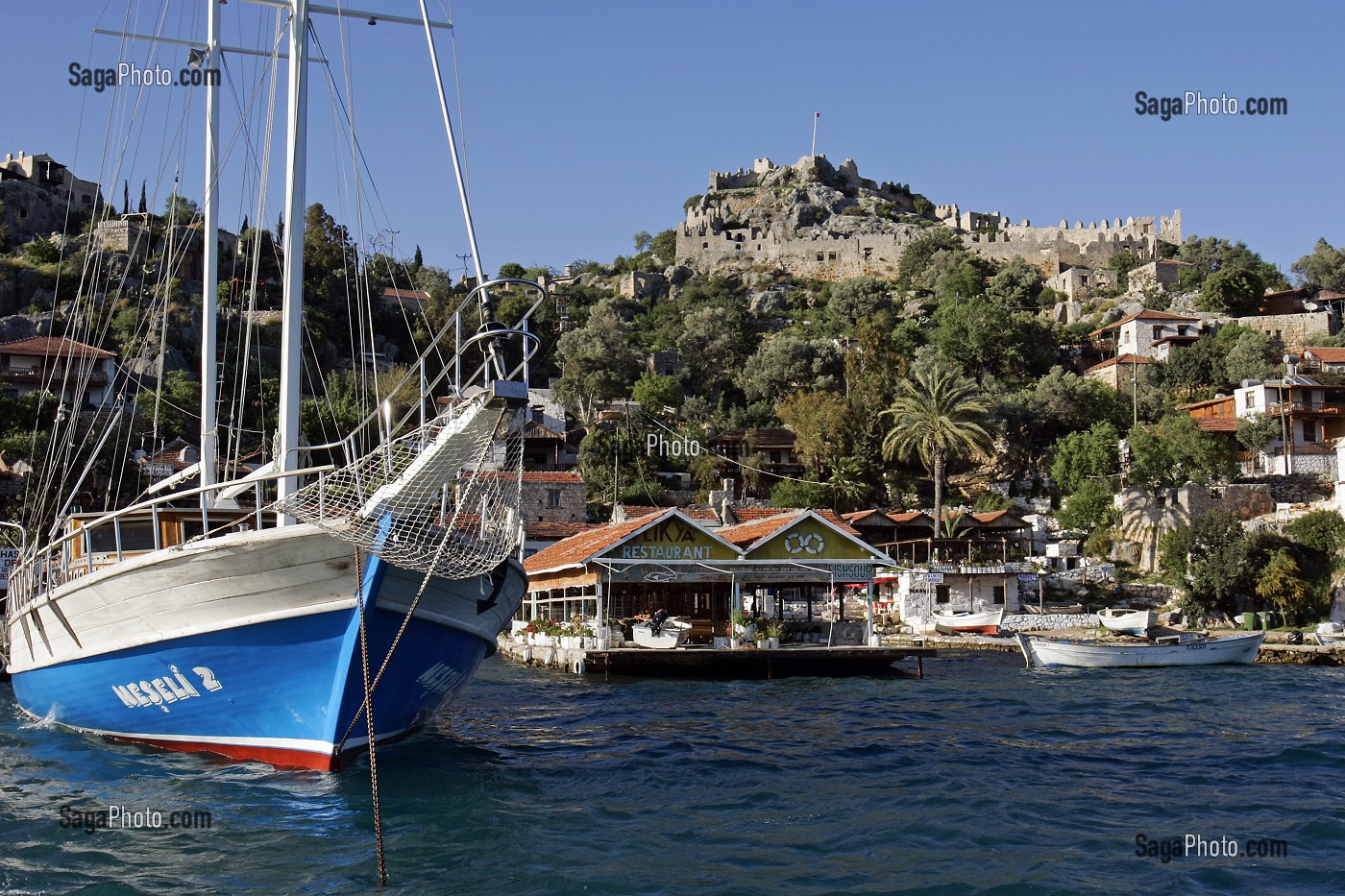 VILLAGE FORTIFIE DE KALEKOY, PRES DE L'ILE DE KEKOVA, REGION D'ANTALYA, TURQUIE 