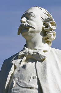 STATUE DE GUSTAVE FLAUBERT (1821-1880), TROUVILLE-SUR-MER, CALVADOS (14), NORMANDIE, FRANCE 