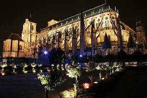 CATHEDRALE ILLUMINEE, NUITS LUMIERES, BOURGES, CHER (18), FRANCE 