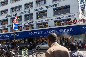 MARCHE AUX TISSUS SAINT-PIERRE DREYFUS, RUE LIVINGSTONE, BUTTE MONTMARTRE, 18 EME ARRONDISSEMENT, PARIS, FRANCE 