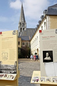 PANNEAUX D'INFORMATIONS HISTORIQUES SUR L'ABBAYE DE MONTIVILLIERS, SEINE-MARITIME (76), NORMANDIE, FRANCE 