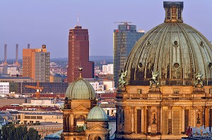BERLINER DOM, DOME DE LA CATHEDRALE DE BERLIN, ILE DES MUSEES ET BUILDINGS DE LA POTSDAMER PLATZ, BERLIN, ALLEMAGNE 