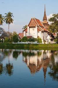 PARC HISTORIQUE DE SUKHOTHAI, THAILANDE, ASIE 