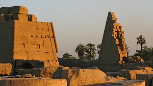 TEMPLE DE KARNAK, DEDIE AU CULTE DU DIEU AMON, DIEU CREATEUR DE THEBES, PRES DE LOUXOR, HAUTE EGYPTE, EGYPTE, AFRIQUE 