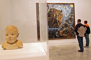 SALLE D'EXPOSITION DE LA COLLECTION PERMANENTE, MUSEO REINA SOFIA, CALLE SANTA ISABEL, QUARTIER ATOCHA, MADRID, ESPAGNE 