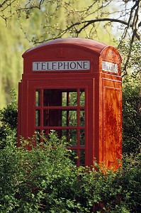 CABINE TELEPHONIQUE ROUGE ANGLAISE, LONDRES, ANGLETERRE 