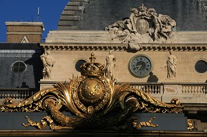 ENTREE DU PALAIS DE JUSTICE DE PARIS, ILE DE LA CITE, PARIS (75) 