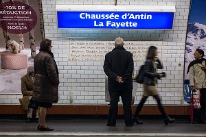 STATION DE METRO DE CHAUSSE D'ANTIN - LAFAYETTE POUR LES GRANDS MAGASINS, PARIS (75), FRANCE 