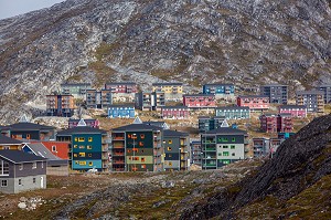 IMMEUBLES D'HABITATIONS COLLECTIVES, NUUK, GROENLAND 