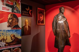  REPRESENTATION OF LENIN, LENIN MUSEUM IN THE TAMPERE WORKERS' HALL WHERE VLADIMIR ILITCH LENINE AND JOSEPH STALIN SECRETLY MET IN 1905, KAAKINMAA QUARTER, TAMPERE, FINLAND, EUROPE