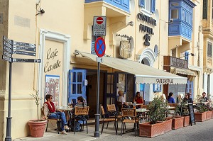 CAFE, HOTEL CASTILLE, LA VALETTE, MALTE 