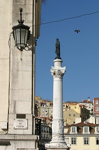 STATUE PLACE DOM PEDRO IV (PREMIER SOUVERAIN DU BRESIL), QUARTIER DE ROSSIO, LISBONNE, PORTUGAL 