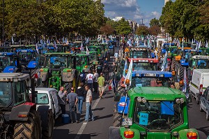 MANIFESTATION AGRICULTEURS A PARIS 