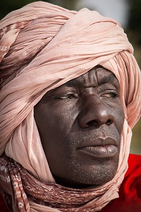 PORTRAIT D'UN HOMME, SENEGAL, AFRIQUE DE L'OUEST 