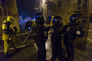 SAPEURS POMPIERS POLICE VIOLENCE URBAINE 