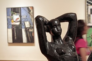 DETAIL DE LA SCULPTURE 'NU ASSIS', DE HENRI MATISSE (1869-1954), MOMA (MUSEUM OF MODERN ART), MUSEE D'ART MODERNE, QUARTIER DE MIDTOWN, MANHATTAN, NEW YORK CITY, ETAT DE NEW YORK, ETATS-UNIS 