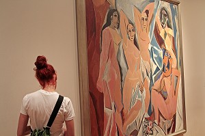 'LES DEMOISELLES D'AVIGNON', OEUVRE DE PABLO PICASSO (1881-1973), MOMA (MUSEUM OF MODERN ART), MUSEE D'ART MODERNE, QUARTIER DE MIDTOWN, MANHATTAN, NEW YORK CITY, ETAT DE NEW YORK, ETATS-UNIS 
